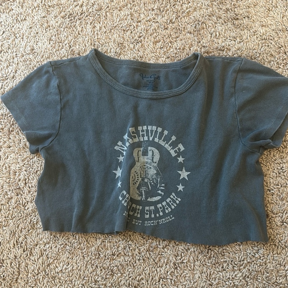 Brandy Melville cropped tee